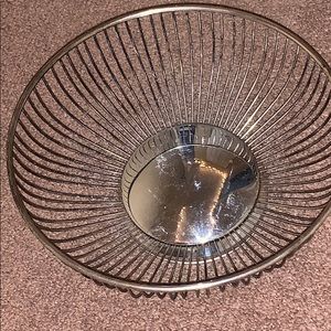 Leonard silverplate round basket